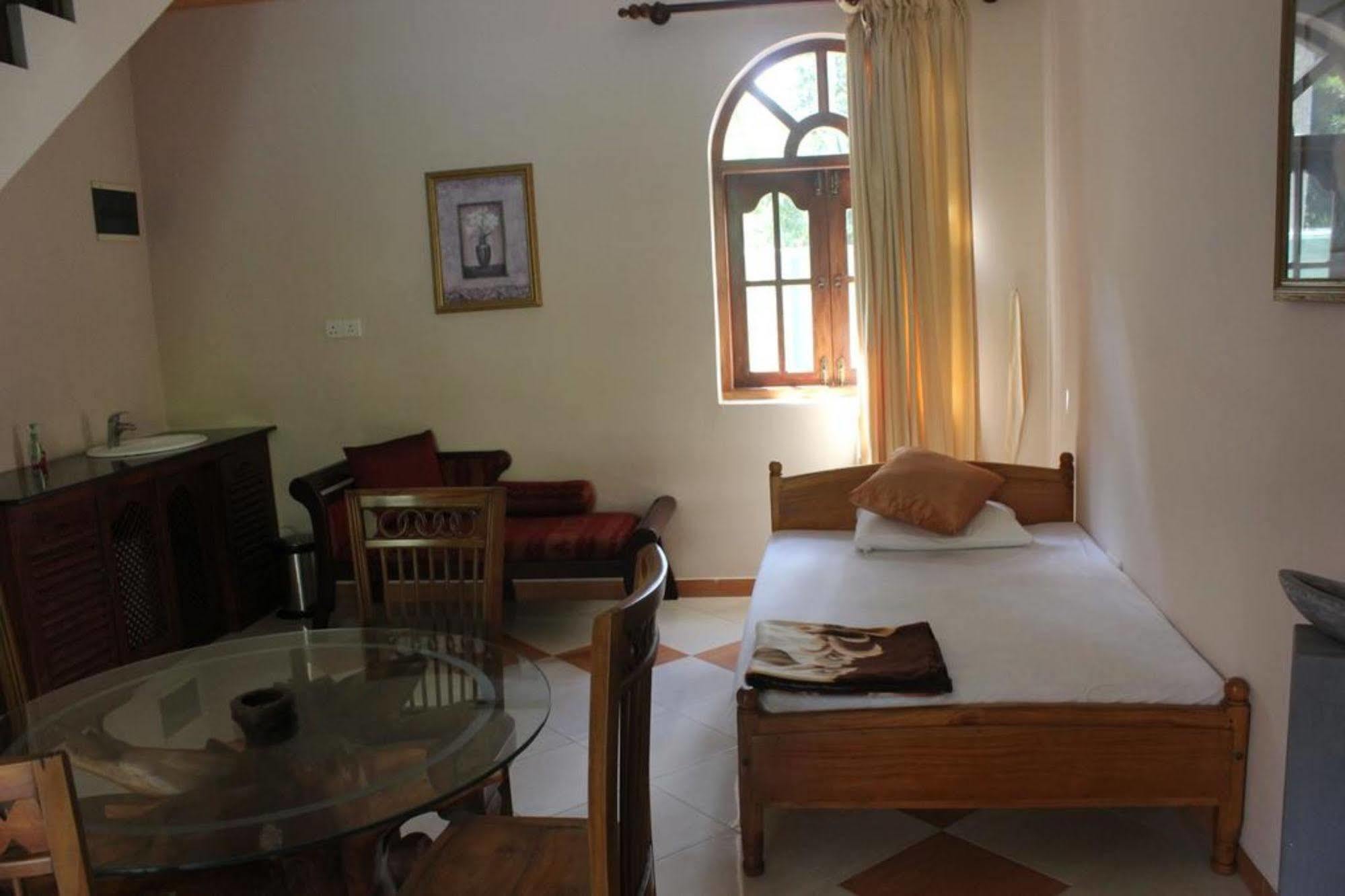 Hotel Bentota Village Exterior photo