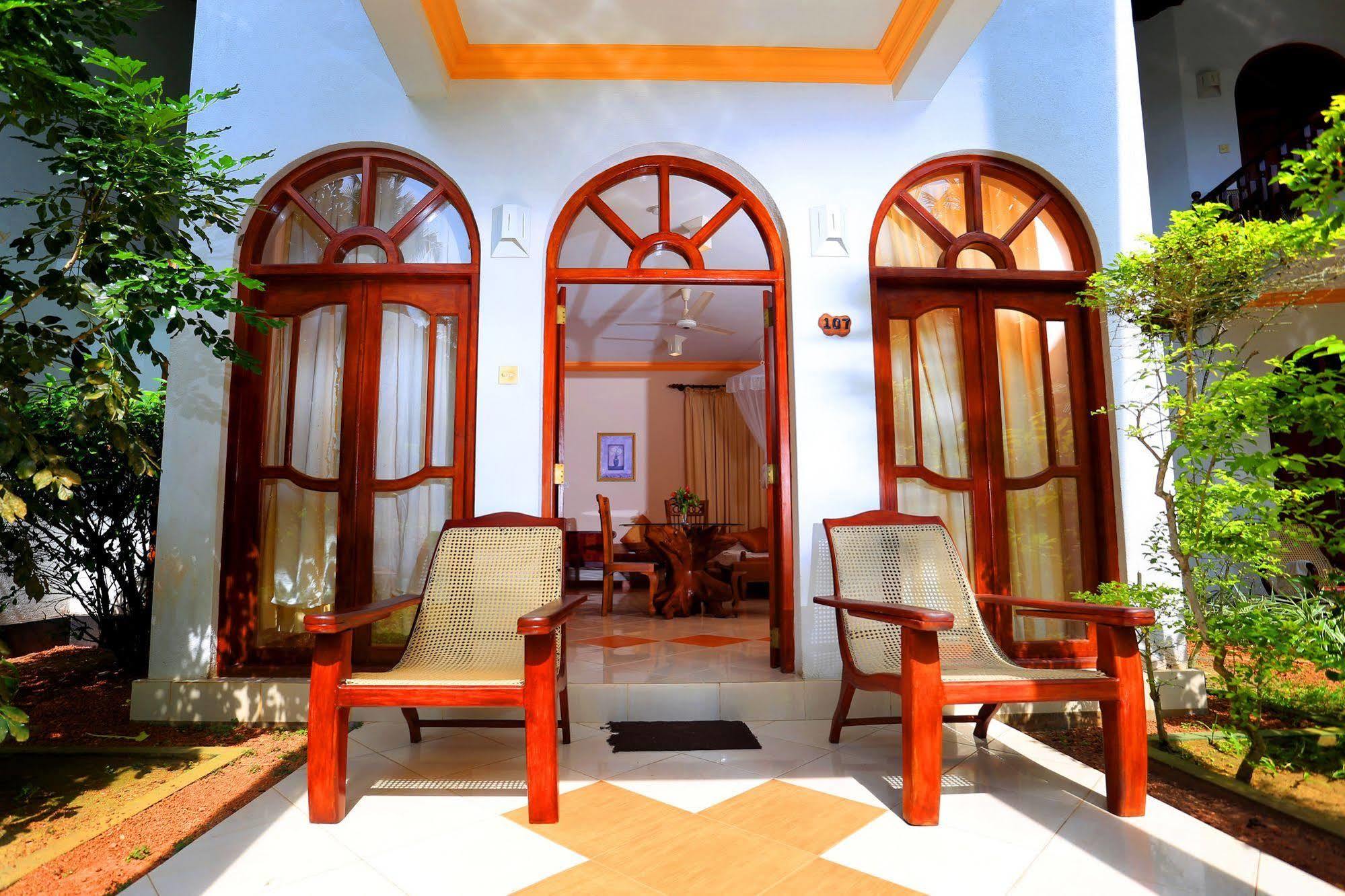 Hotel Bentota Village Exterior photo