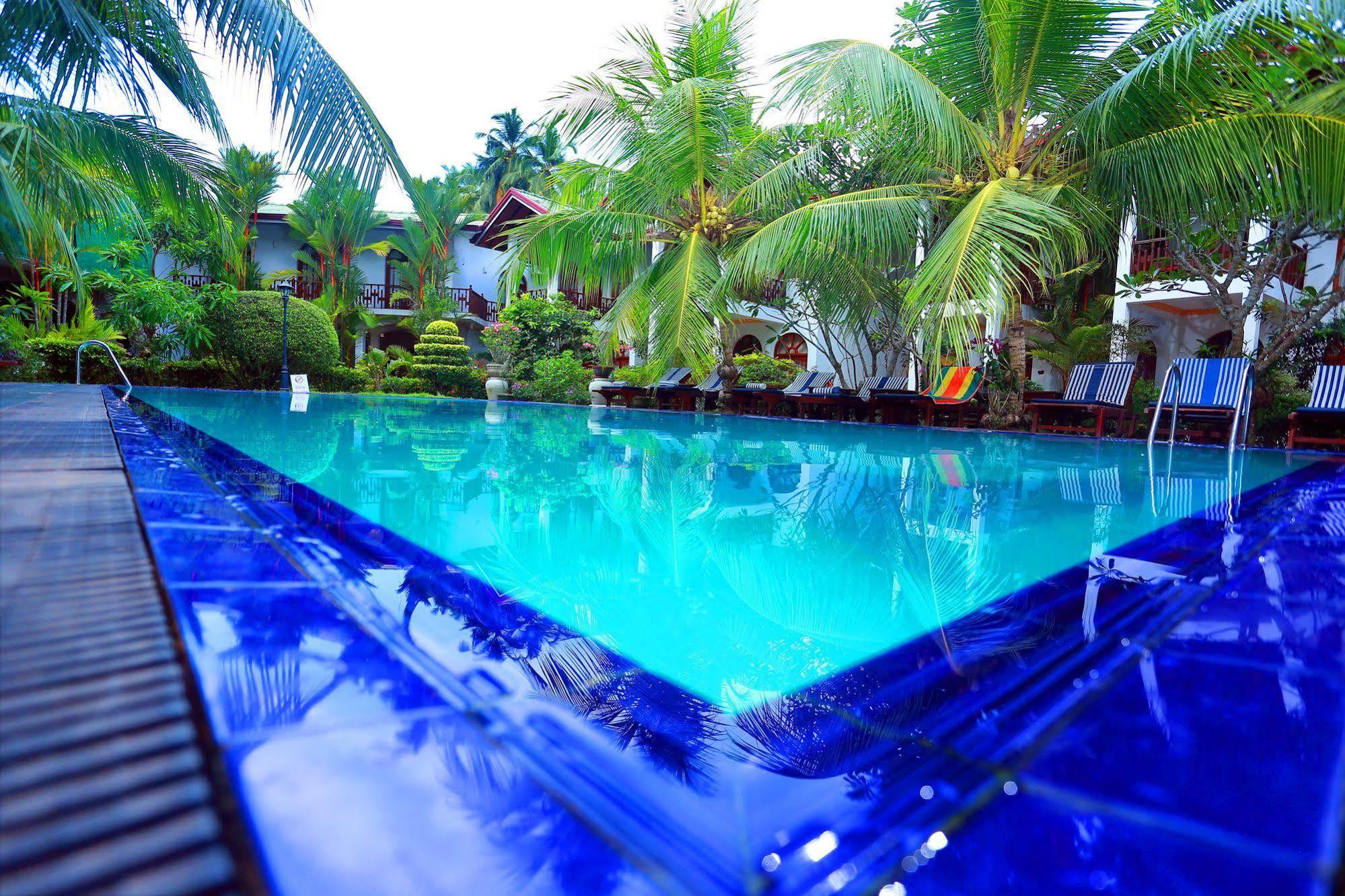 Hotel Bentota Village Exterior photo