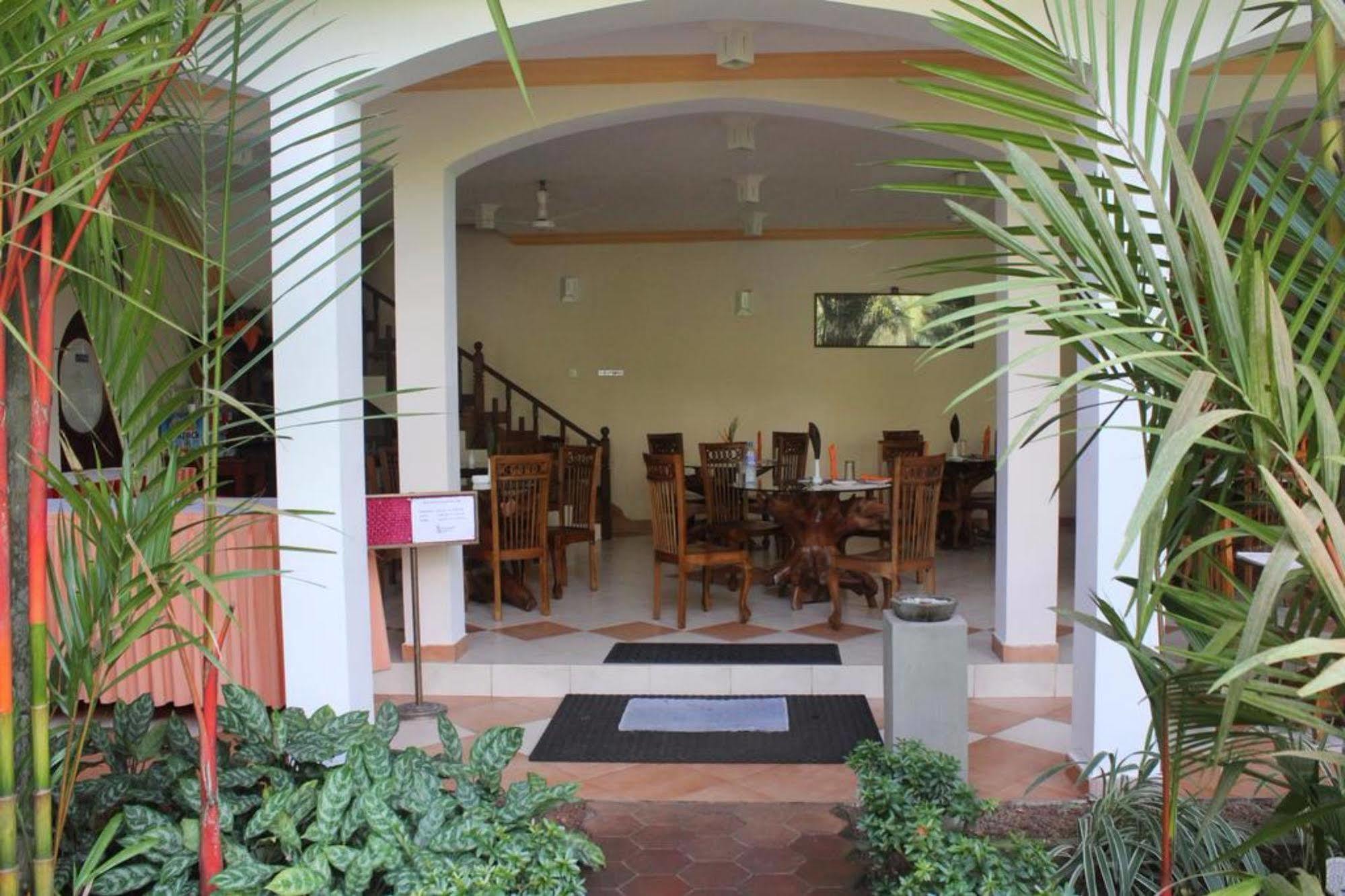 Hotel Bentota Village Exterior photo